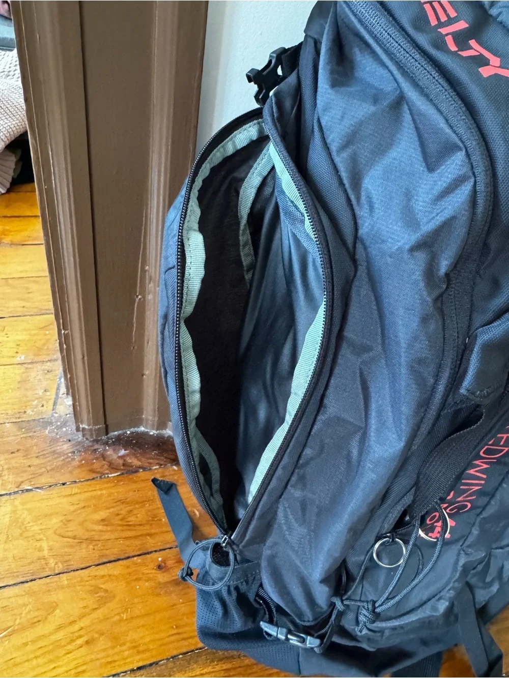 Redwing 44 Black All-Purpose Hiking Backpack
